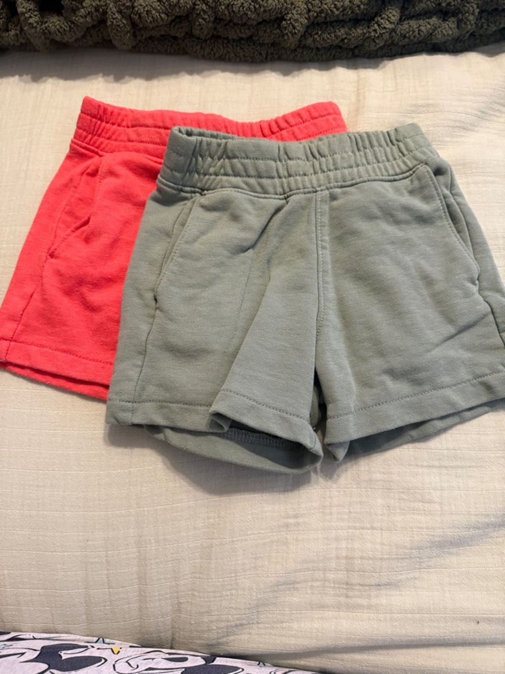 Kids Casual Elastic-Waist Shorts - Sage Green & Coral